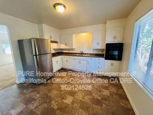 Photo - 9210 Goodspeed St
