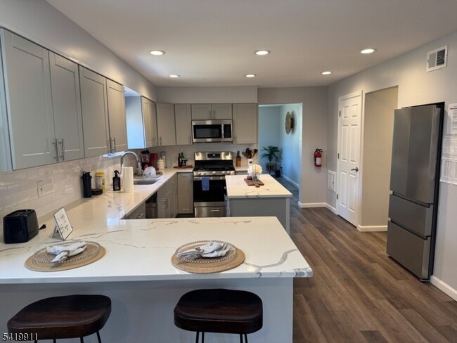 Photo - 117 Weldon Rd