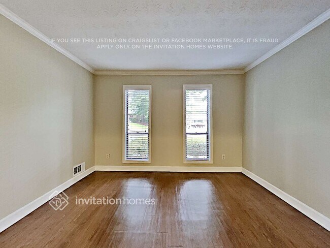 Photo - 310 Soft Pine Trail