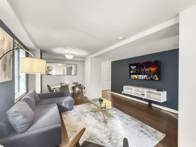 Building Photo - 117 N 15th St Rental