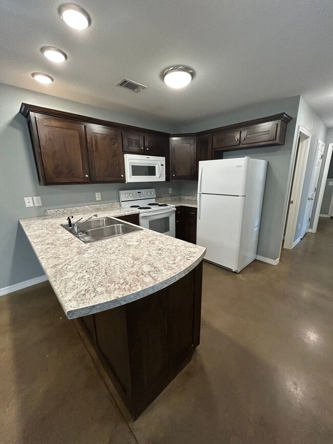 Photo - 103 Sequoya Dr Unidad A