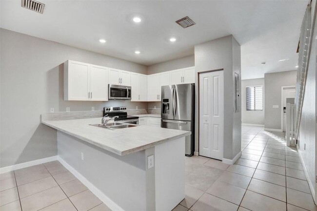 3 bedroom in North Miami Beach FL 33179 - 3 bedroom in North Miami Beach FL 33179 Condo