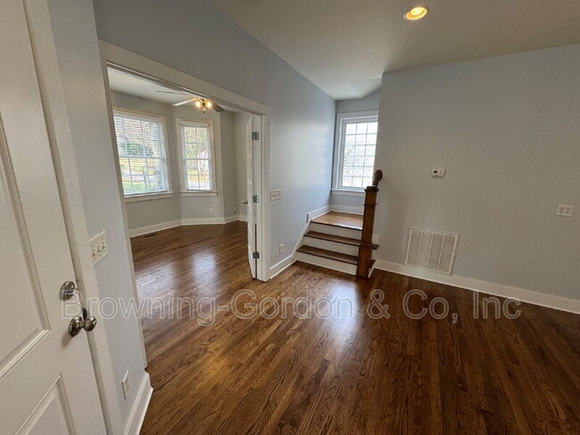 Photo - 1410 Caldwell Ave Unit #4