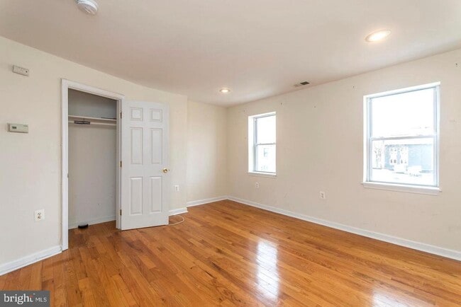 Photo - 2606 W Girard Ave Unit 3
