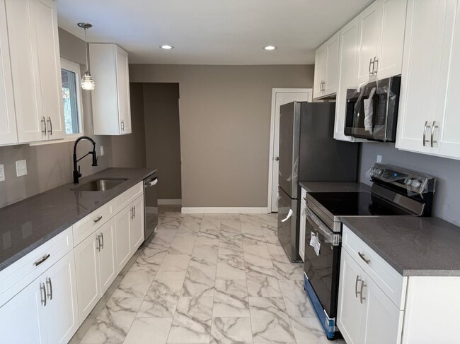 Photo - 10607 Thayer Ct