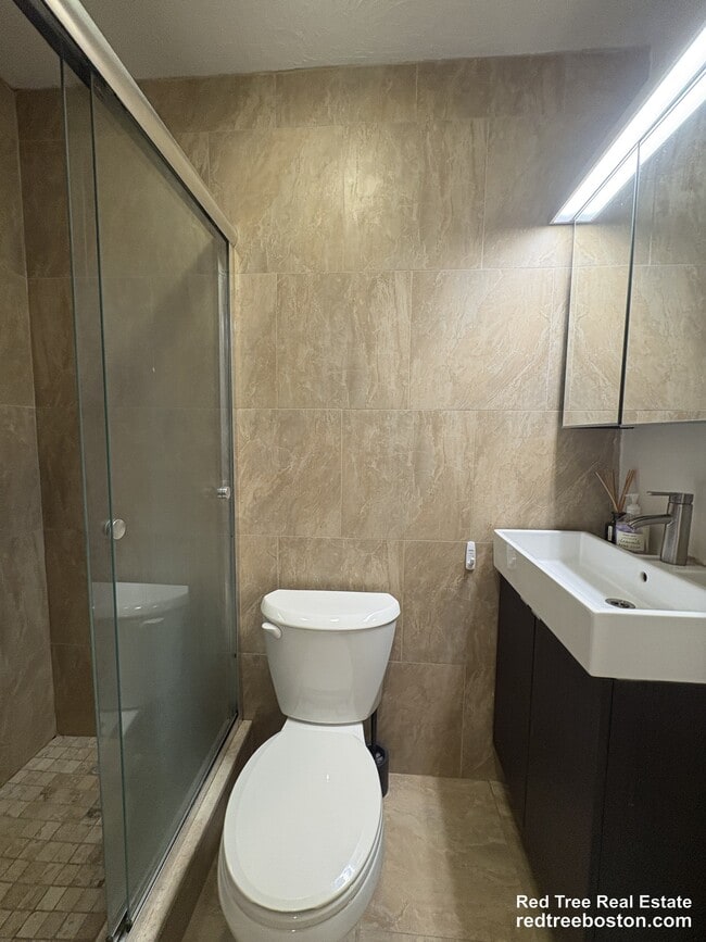 Photo - 1203 Beacon St Unit 6