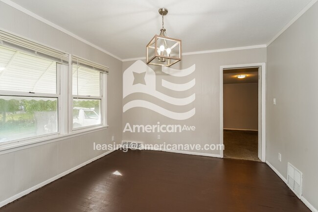 Photo - 5302 Kohout St