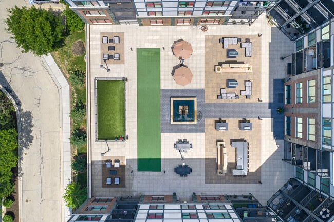 Amenity Deck