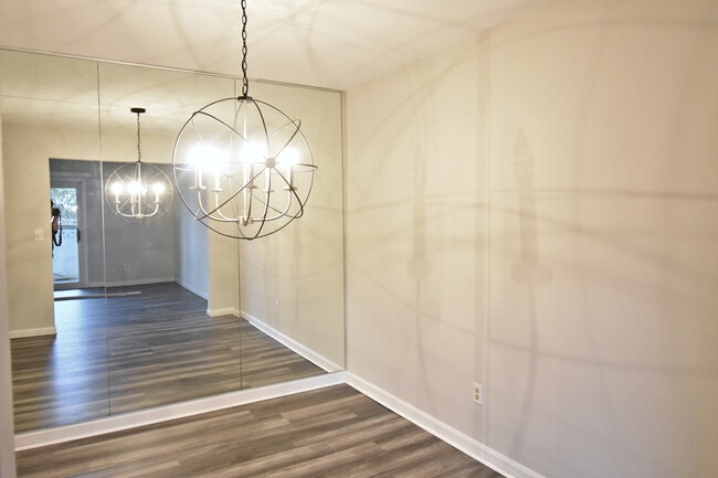 Photo - 9760 Bunker Hill Ln Unidad 69