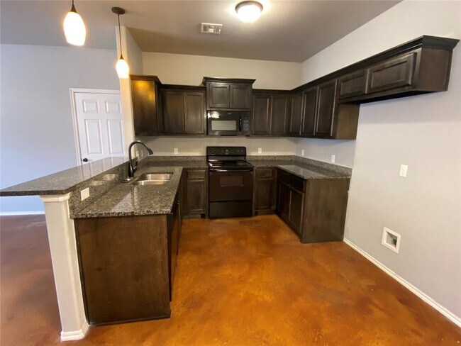 1846 Cypress Ln