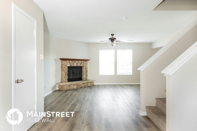 Photo - 3053 W Meadowbend Ln