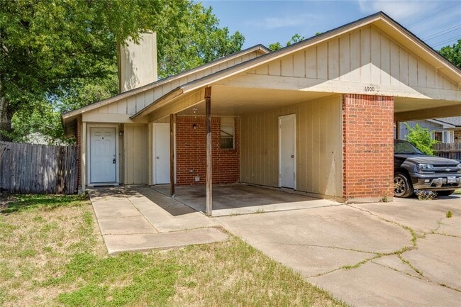 Building Photo - 6900 Branchwood Dr Rental