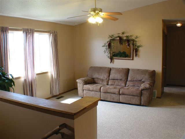 Photo - 4 BED | 2 BATH | SINGLE GARAGE | RAPID VALLEY