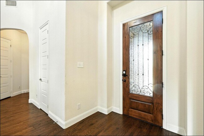 Photo - 1733 Adalina Dr