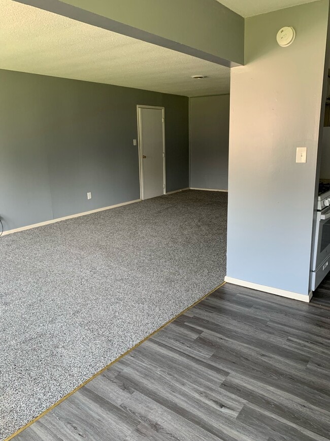 Royal Park - Royal Park and Heritage Commons Apartments