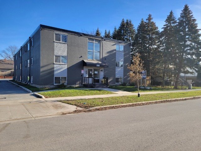 Photo - Recently Renovated 1 Bedroom 1 Bathroom Ap... Unit 2