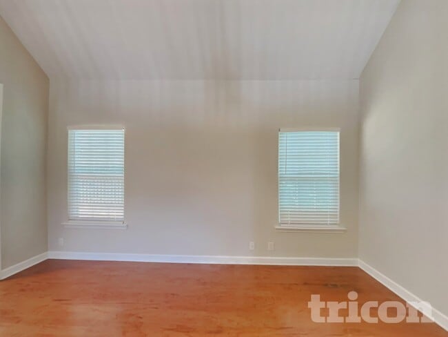 Photo - 217 Titans Cir