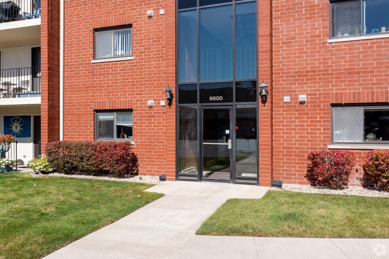 Entrance - Hamilton Hills