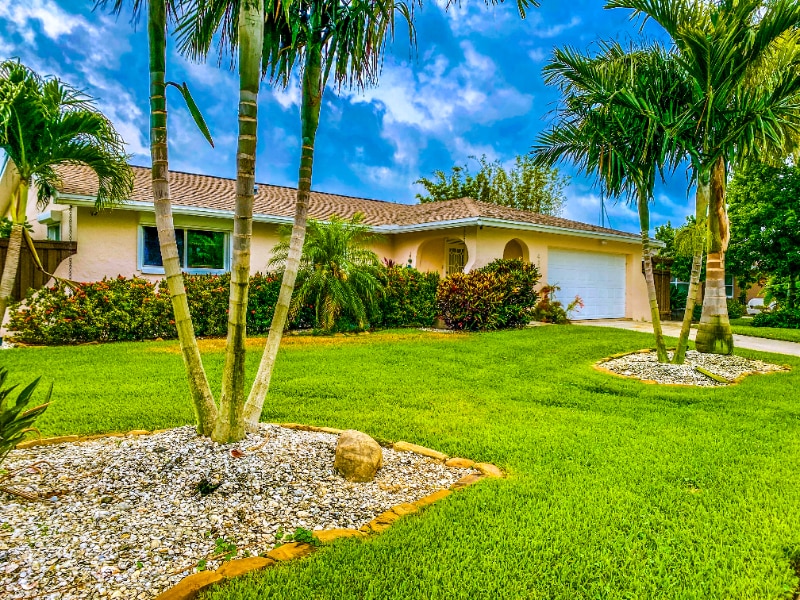 Photo - 4300 Beach Dr SE