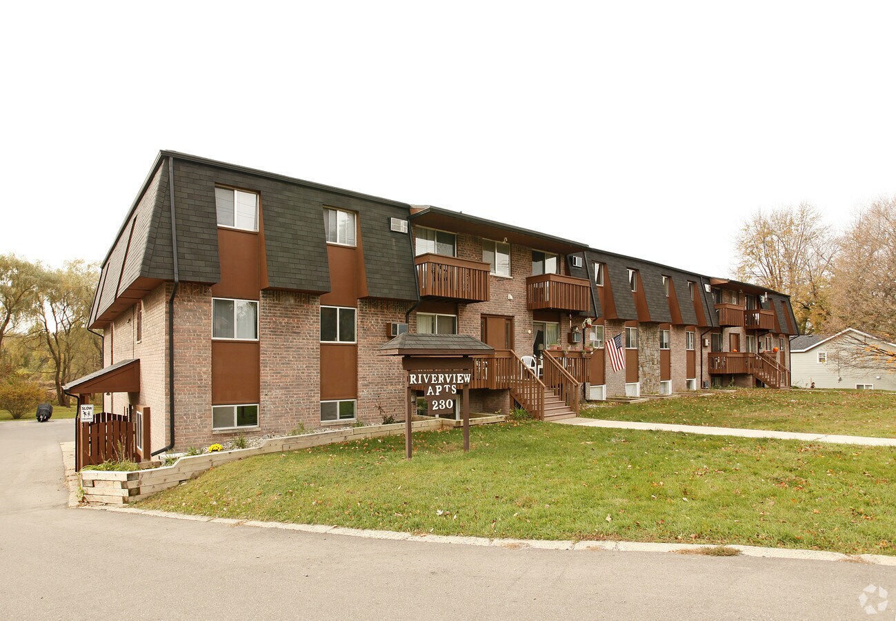 Riverview Apartments - Riverview Apartments