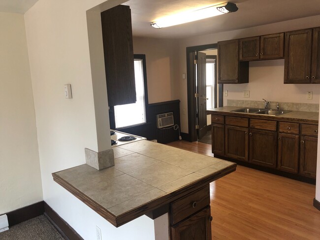 Photo - 1749 N Franklin Pl Unit A upper front