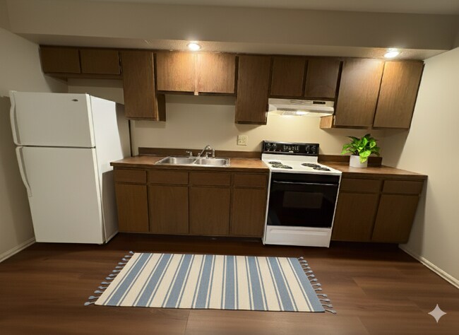 Photo - 1128 Amherst Dr Unidad H2