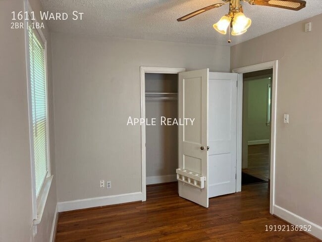 1611 Ward St