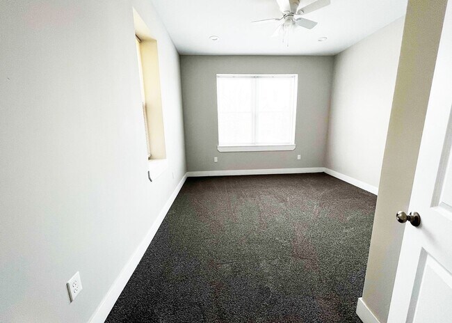 Photo - 3216 Bishop St Unidad 3216-01