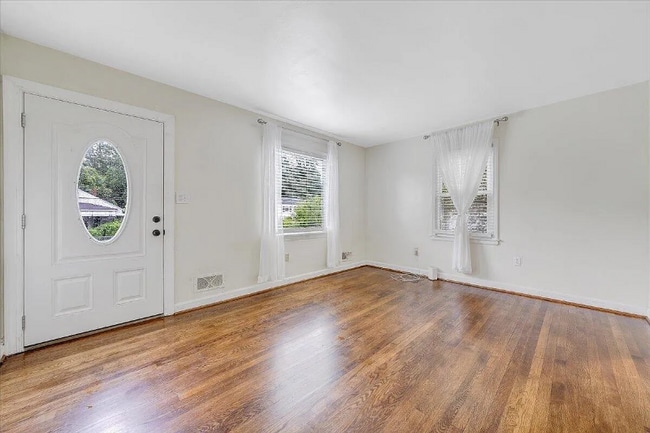Photo - 1218 Grayson Ave NW