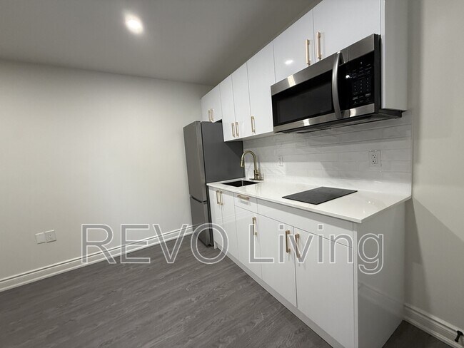 Photo - 7800 Lundy's Ln Unit 101