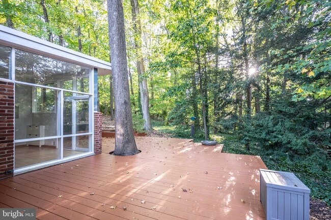 Photo - 2227 Glasgow Rd