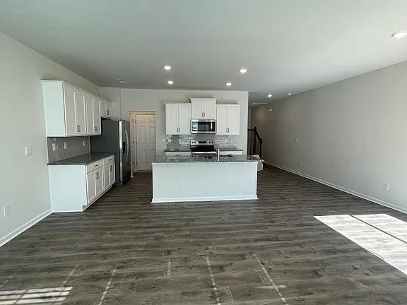 Photo - 1448 Amberview Ln