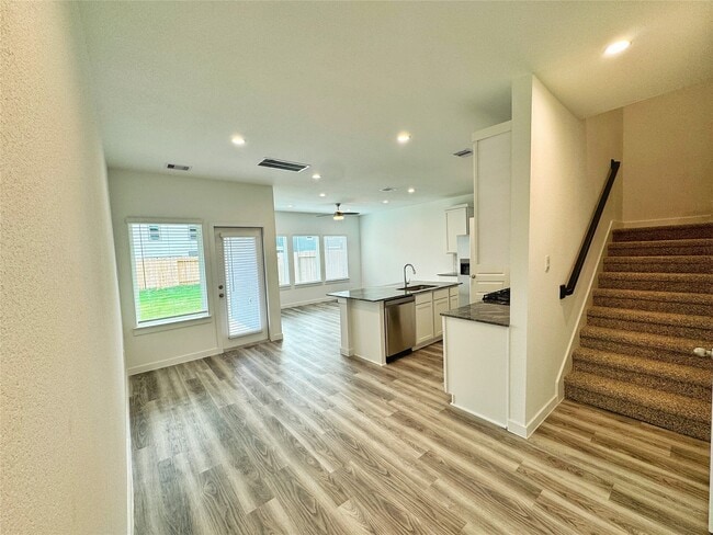 Photo - 2814 Lisburn Ter Ln