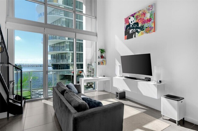 Photo - 300 S Biscayne Blvd Unit L-410