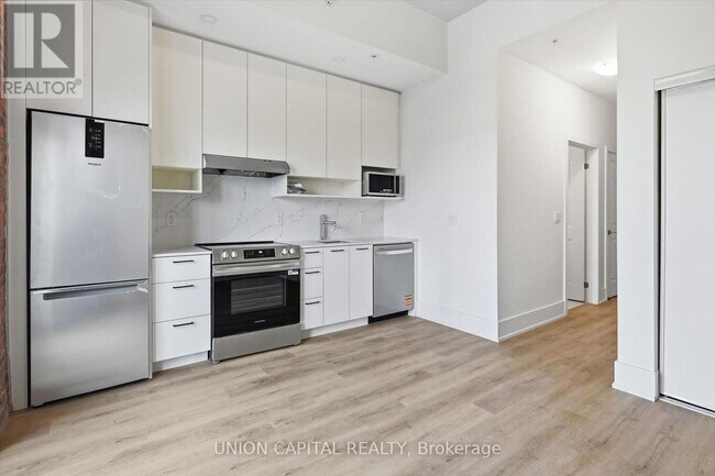 Photo - 206 King St W Unit 406
