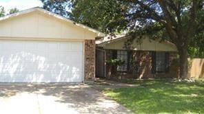 Building Photo - 8002 Knightwood Forest Dr Rental