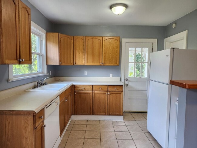 Photo - Great 3 bedroom 2 bath home in Red Bank, TN