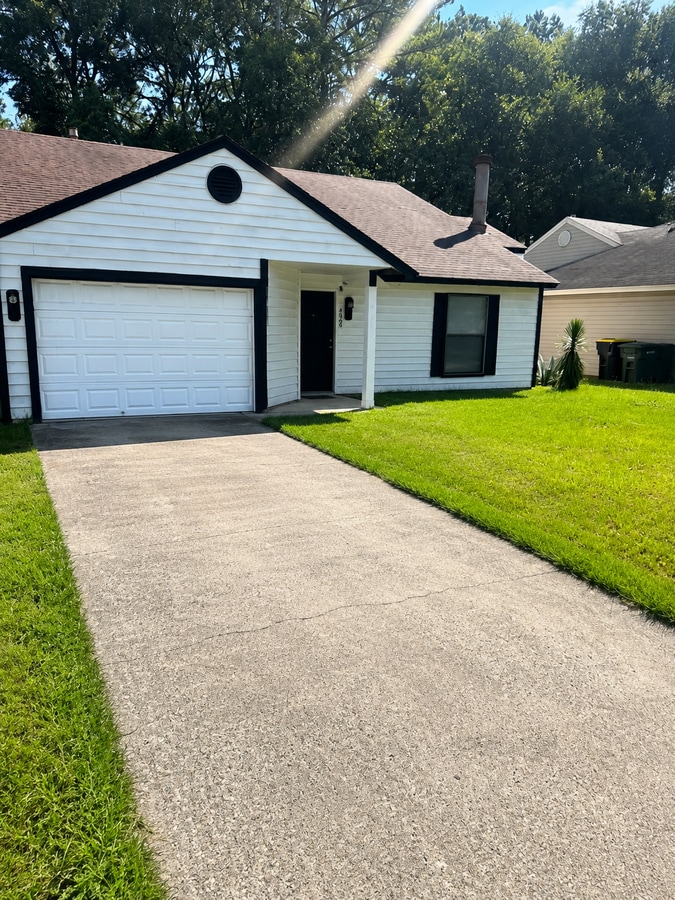 Photo - 128 Quail Hollow Dr