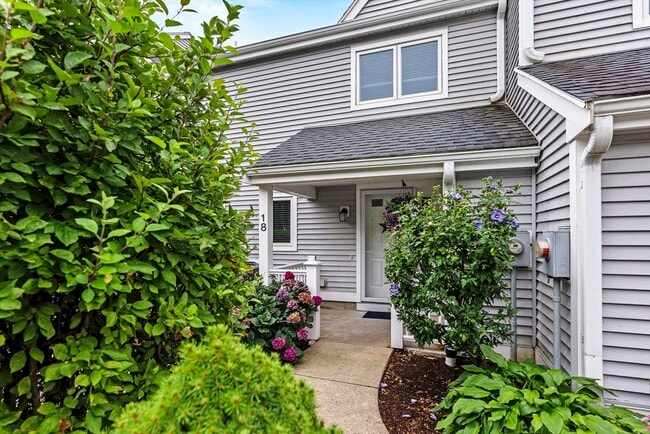 Photo - 18 Westcliff Dr Unit 18