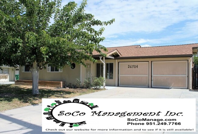 3 Bedroom / 2 bathroom Pool Home in Hemet! - 3 Bedroom / 2 bathroom Pool Home in Hemet!