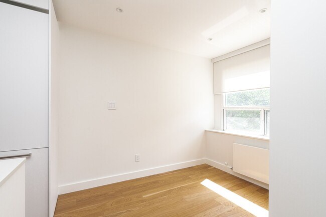 Photo - 95 Jameson Ave Unit 302