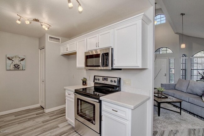 Photo - 4435 E Amberwood Dr