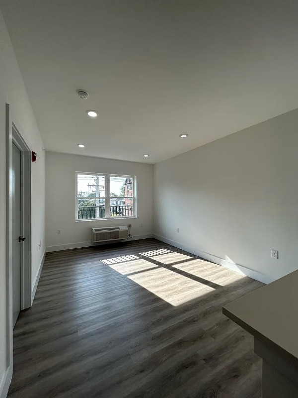 Photo - 1127 Stuyvesant Ave. Unidad 304