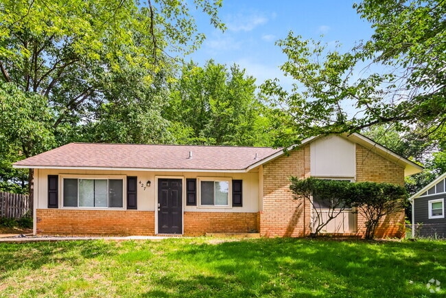 Building Photo - 427 Huntsmoor Dr Rental