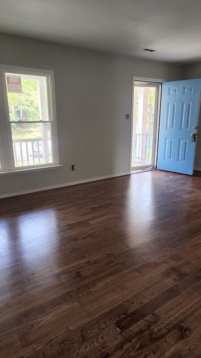 Photo - 1511 Lakeview Ave