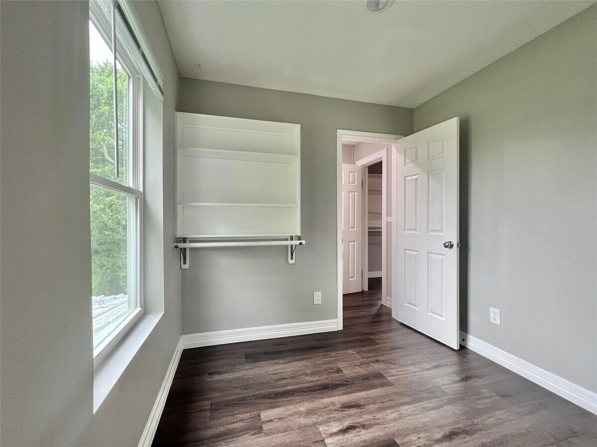 Photo - 207 Avenue A