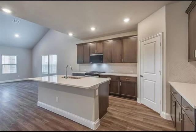 Photo - 404 Dempsey Dr