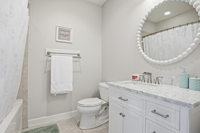 Photo - 3162 Moorings Dr S