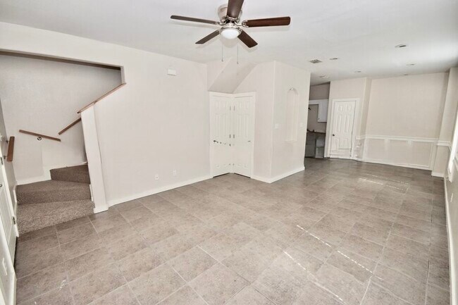 Photo - 1316 E Camellia Ave Unit 3