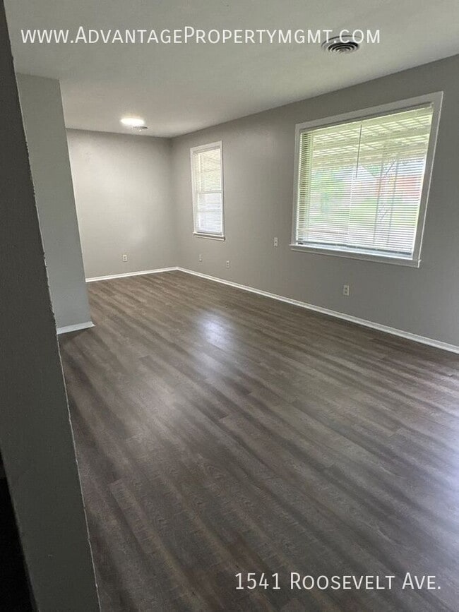 Photo - 1541 Roosevelt Ave